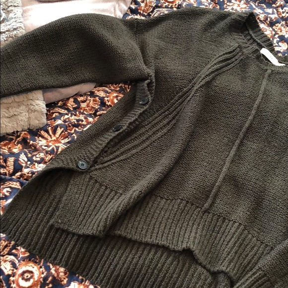 Sweater - Picture 2 of 3